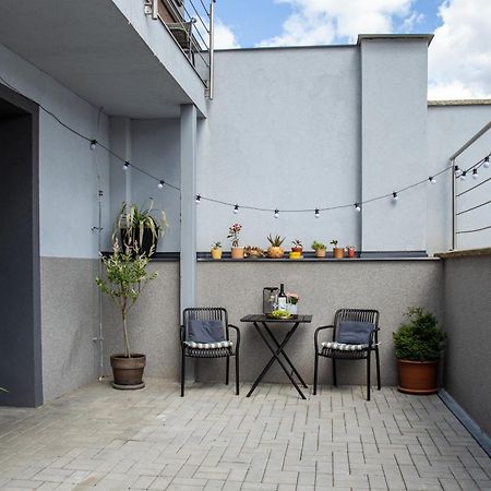 Apartman Yellow Submarine Se Slunnou Terasou Кутна-Гора Экстерьер фото