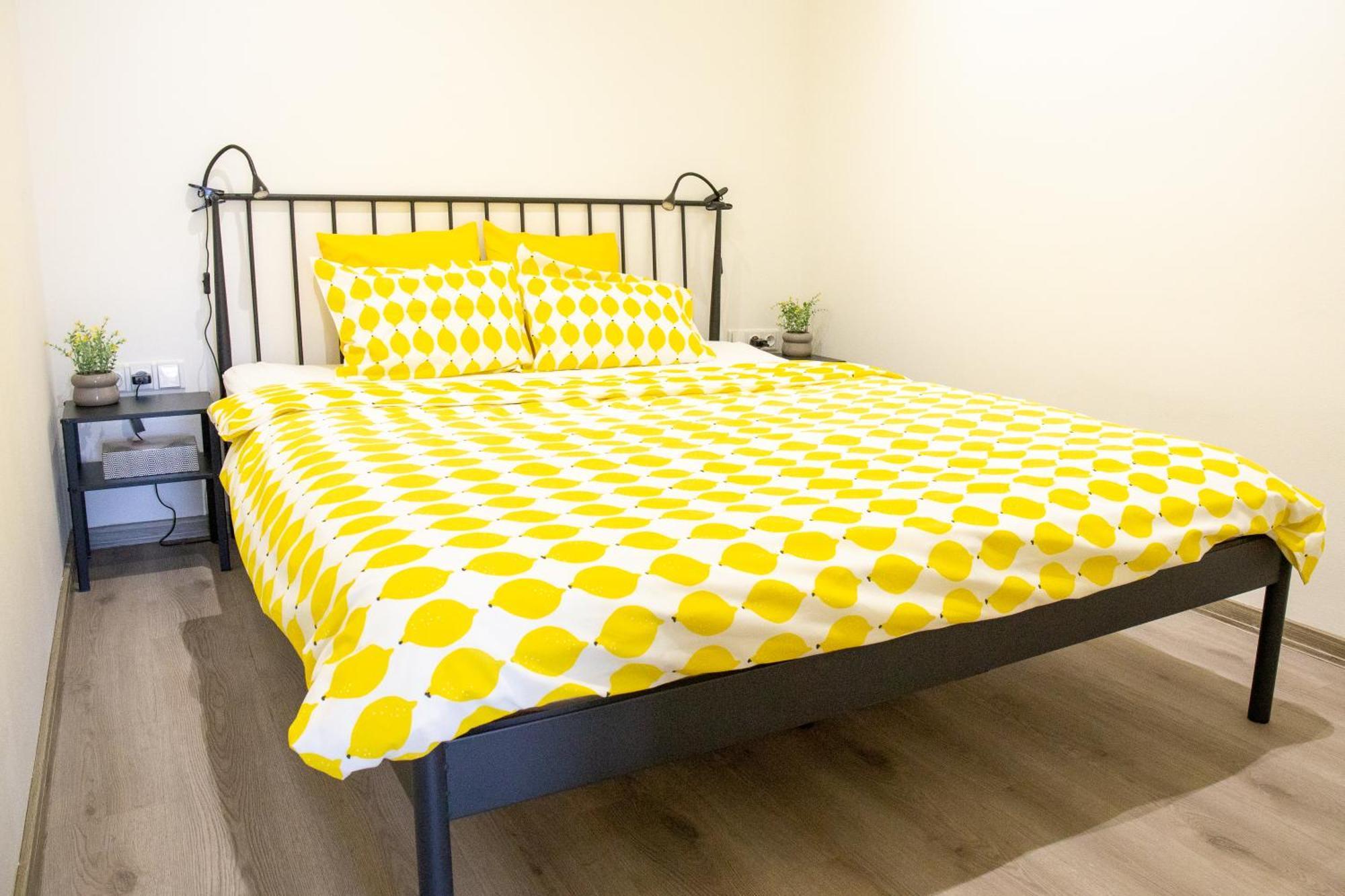 Apartman Yellow Submarine Se Slunnou Terasou Кутна-Гора Экстерьер фото